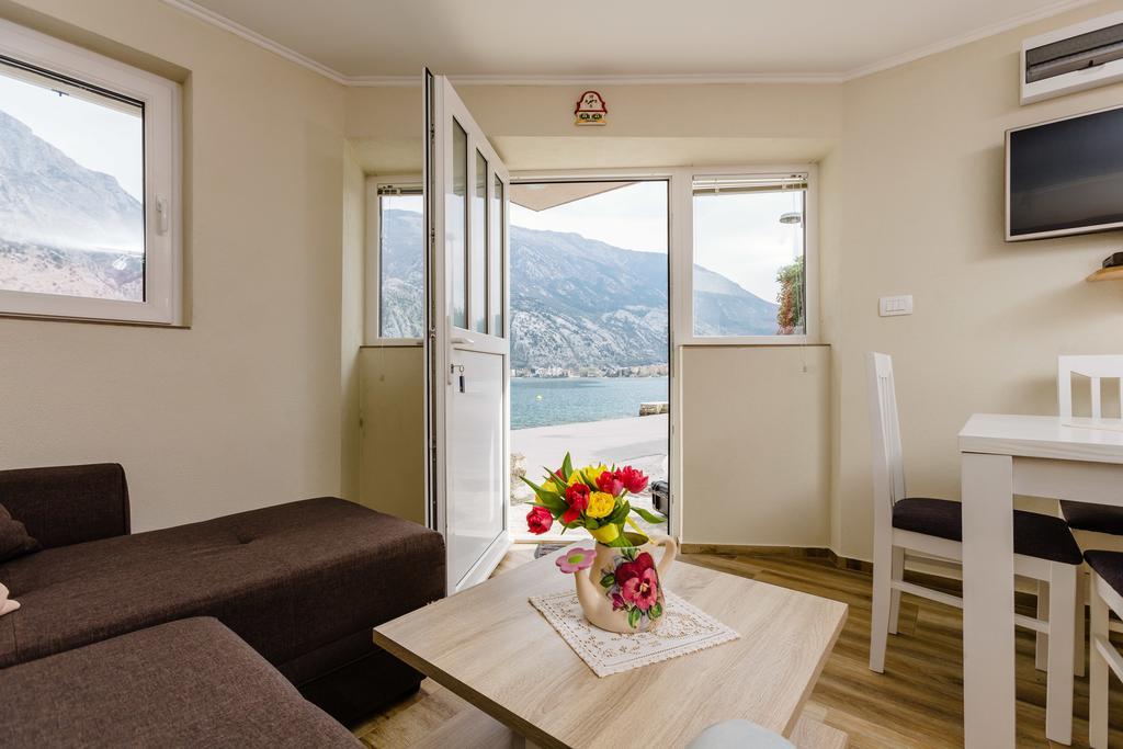 Sea Holiday Muo With Sea And City View Kotor Zewnętrze zdjęcie